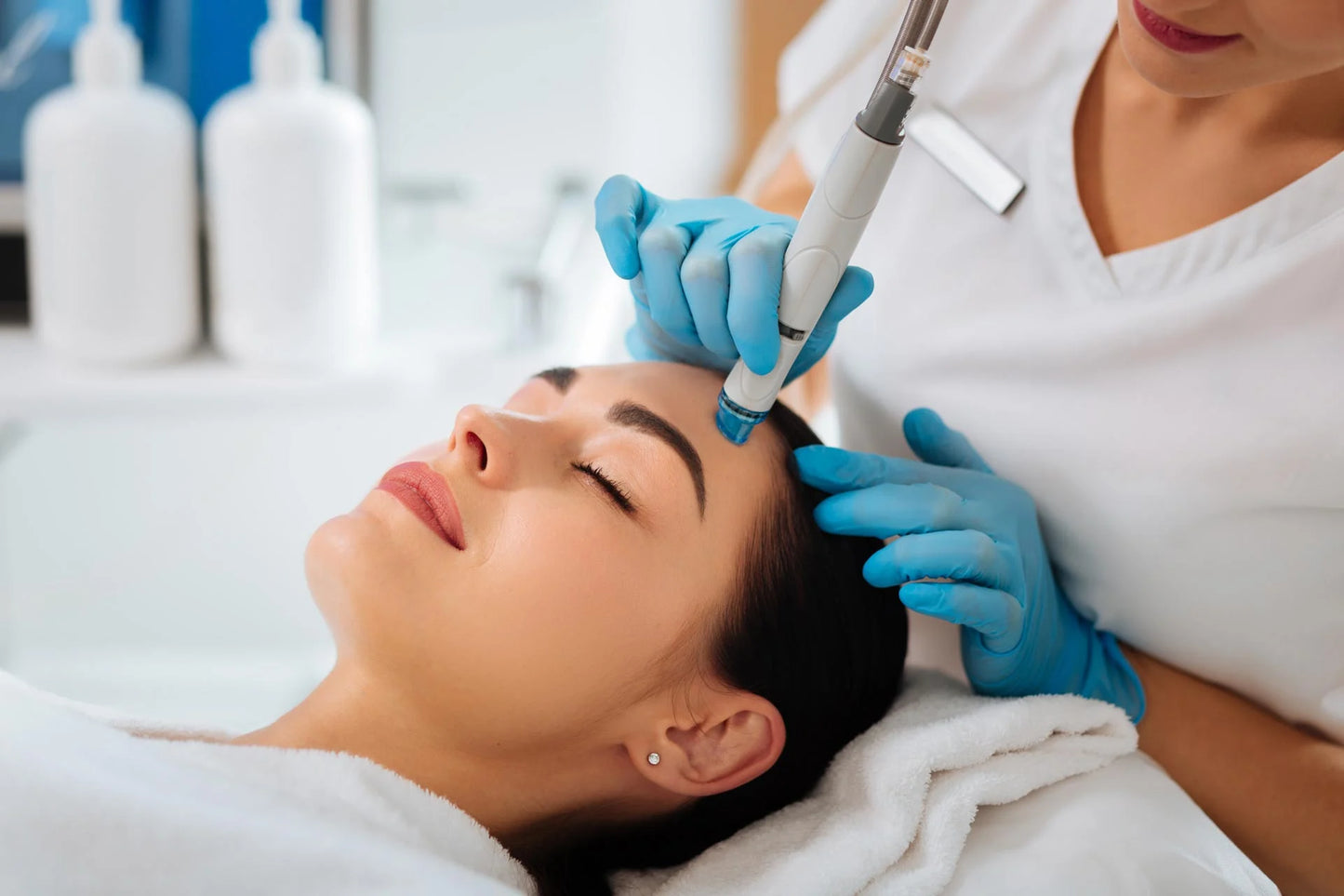 Collagen boosting Hydrofacial
